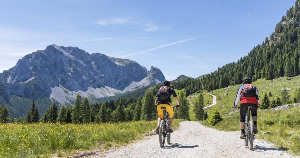 bike touring in italy